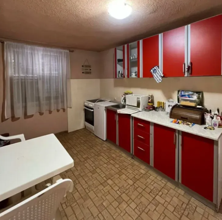 Sale, house, 210m², Sutomore, Bar