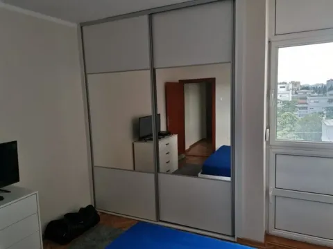 Rent, one bedroom apartment, 65m², Pejton, Podgorica - image 2