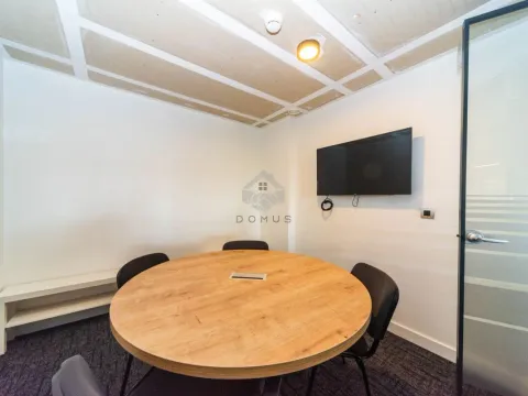 Rent, office space, 706m², Zeta, Podgorica - image 13