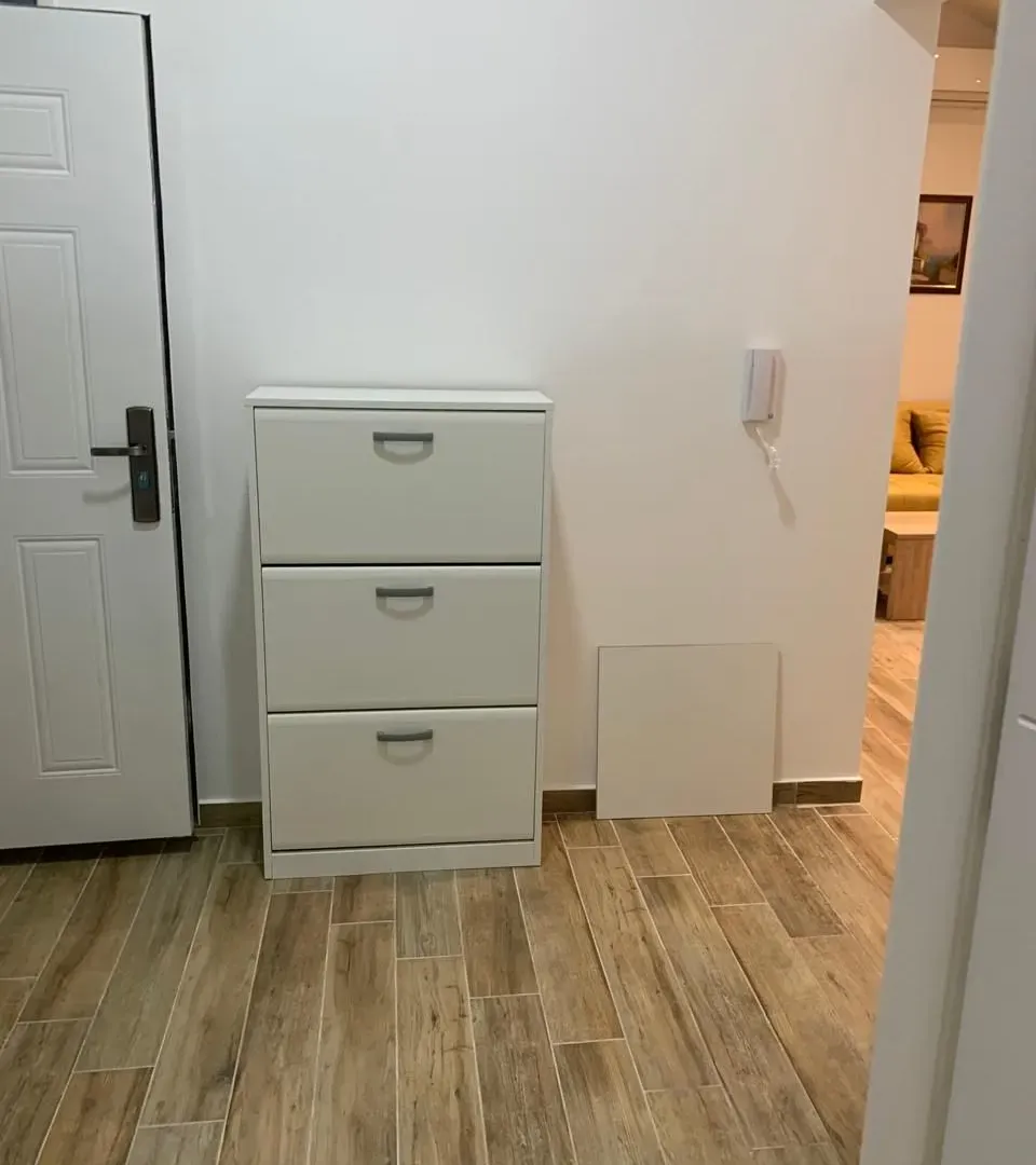 Rent, one bedroom apartment, 65m², Kava, Tivat