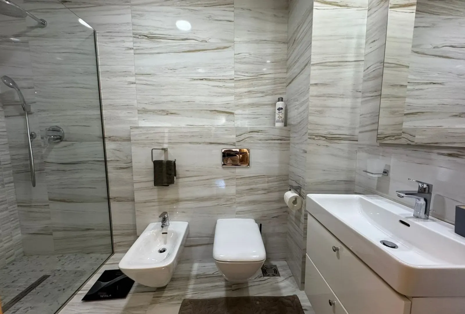 Rent, two bedroom apartment, 71m², Momišići, Podgorica