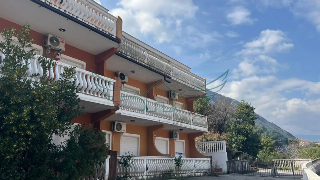 Sale, one bedroom apartment, 42m², Prčanj, Kotor