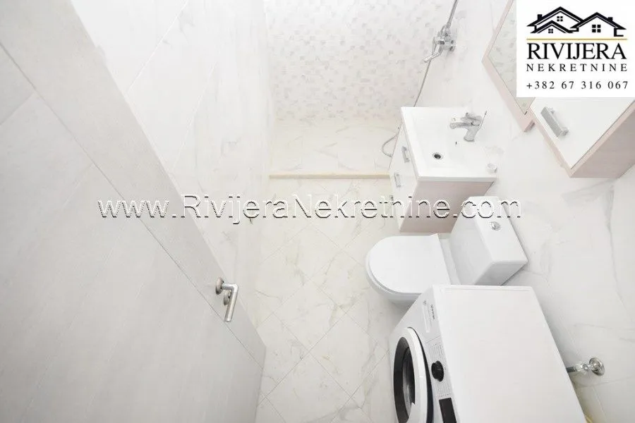 Prodaja, dvosoban stan, 68m², Igalo, Herceg Novi