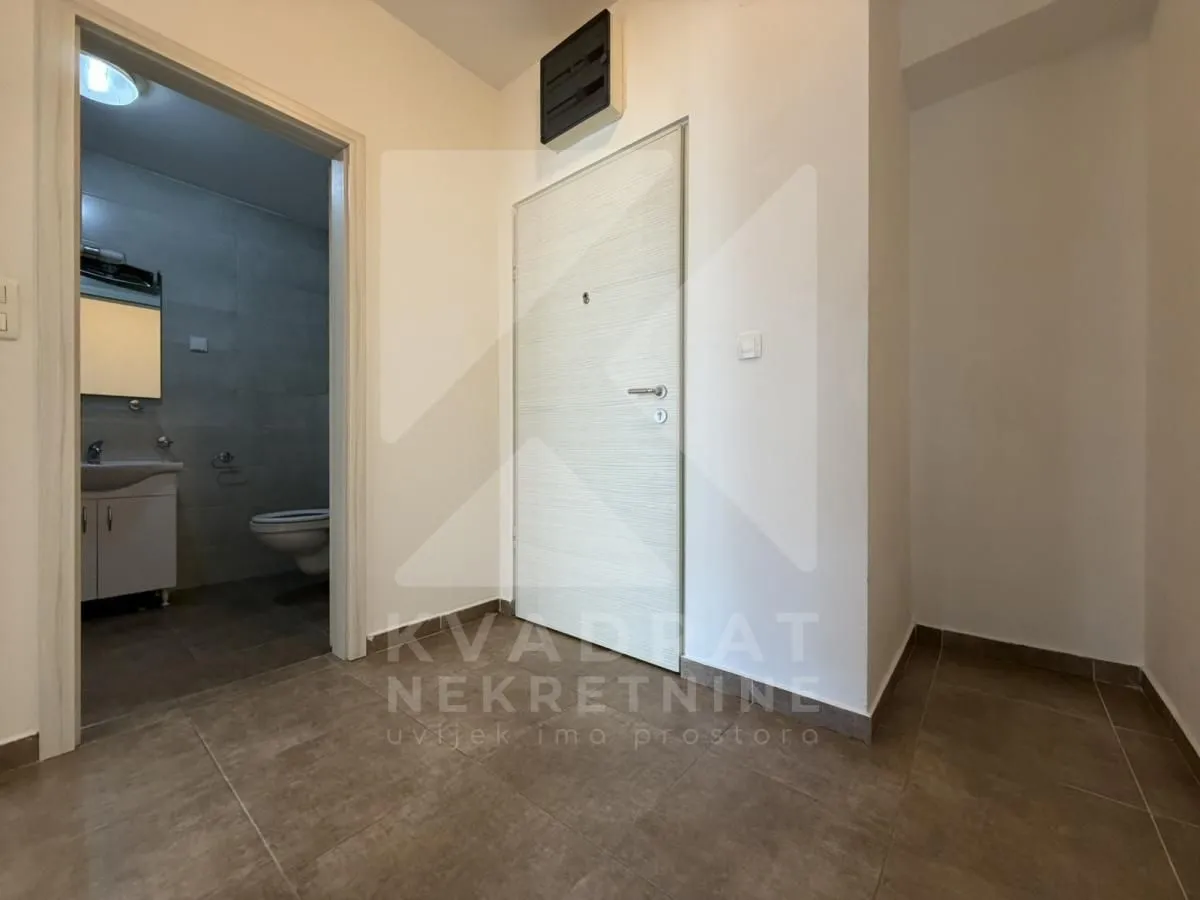 Prodaja, jednosoban stan, 56m², Ljubović, Podgorica