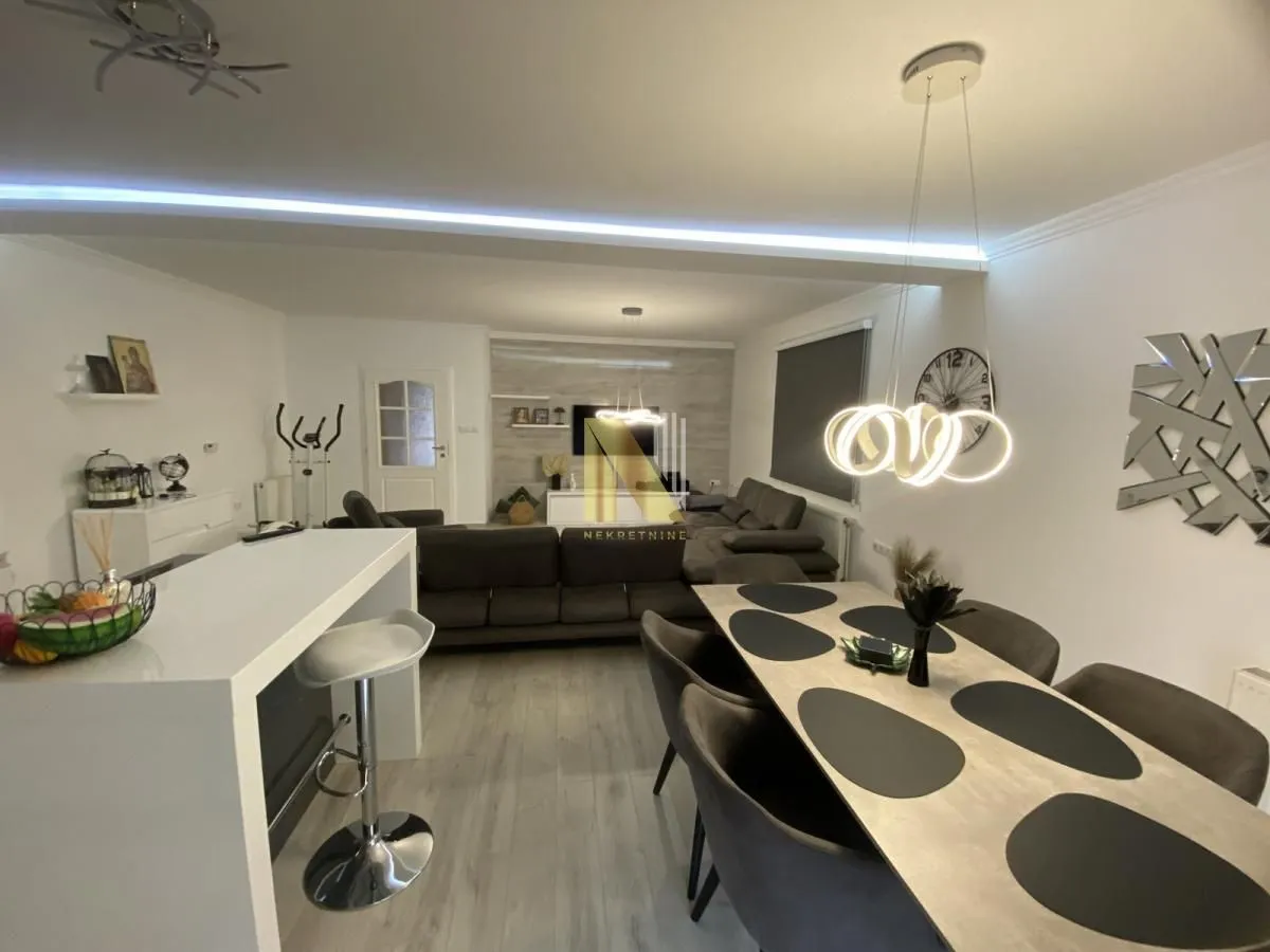 Sale, house, 147m², Centar, Žabljak