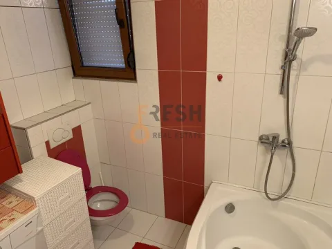 Prodaja, četvorosoban stan, 154m², Krivi Most, Podgorica - image 14