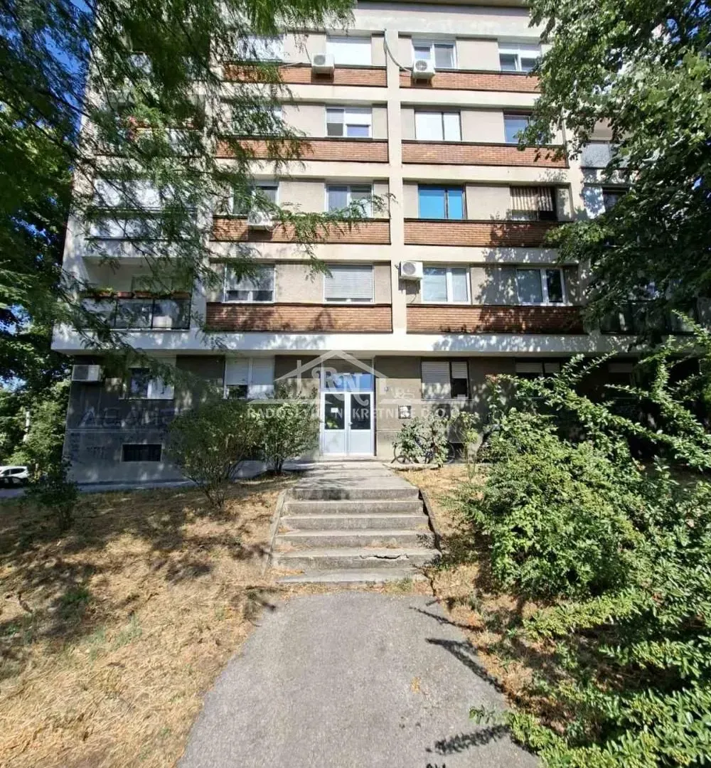 Izdavanje, dvosoban stan, 69m², Banovo Brdo, Beograd