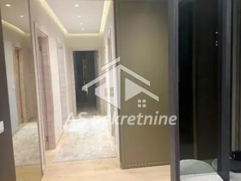 Izdavanje, četvorosoban stan, 100m², Novi Beograd Sve Podlokacije, Beograd - image 9