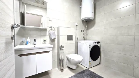 Prodaja, trosoban stan, 109m², Ljubović, Podgorica - image 13