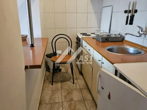 Rent, one bedroom apartment, 32m², Rotkvarija, Novi Sad Sve Podlokacije - image 4