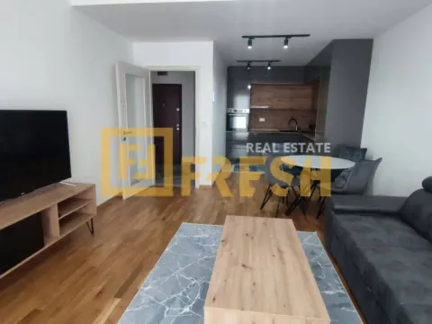 Izdavanje, dvosoban stan, 81m², Ljubović, Podgorica