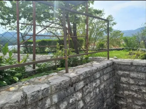 Sale, house, 218m², Cetinje, Crna Gora - image 2