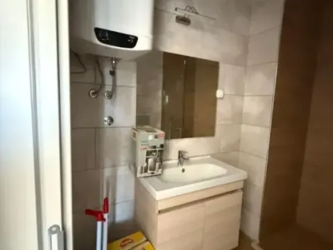 Sale, one bedroom apartment, 39m², Bar, Crna Gora - image 8