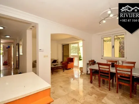 Sale, two bedroom apartment, 100m², Savina, Herceg Novi - image 9