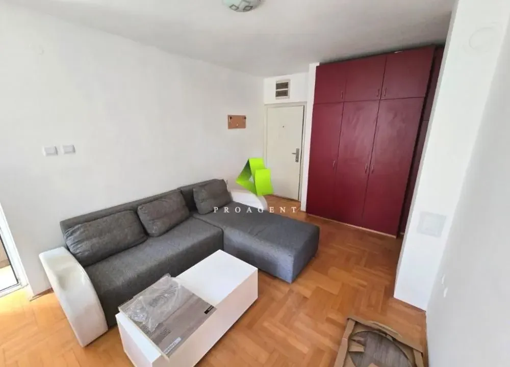 Rent, one bedroom apartment, 38m², Medijana, Niš