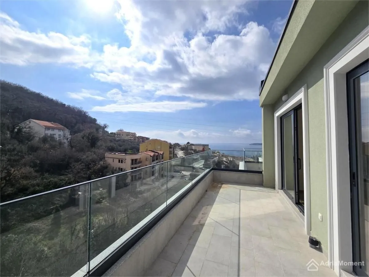 Prodaja, dvosoban stan, 114m², Kamenovo, Budva