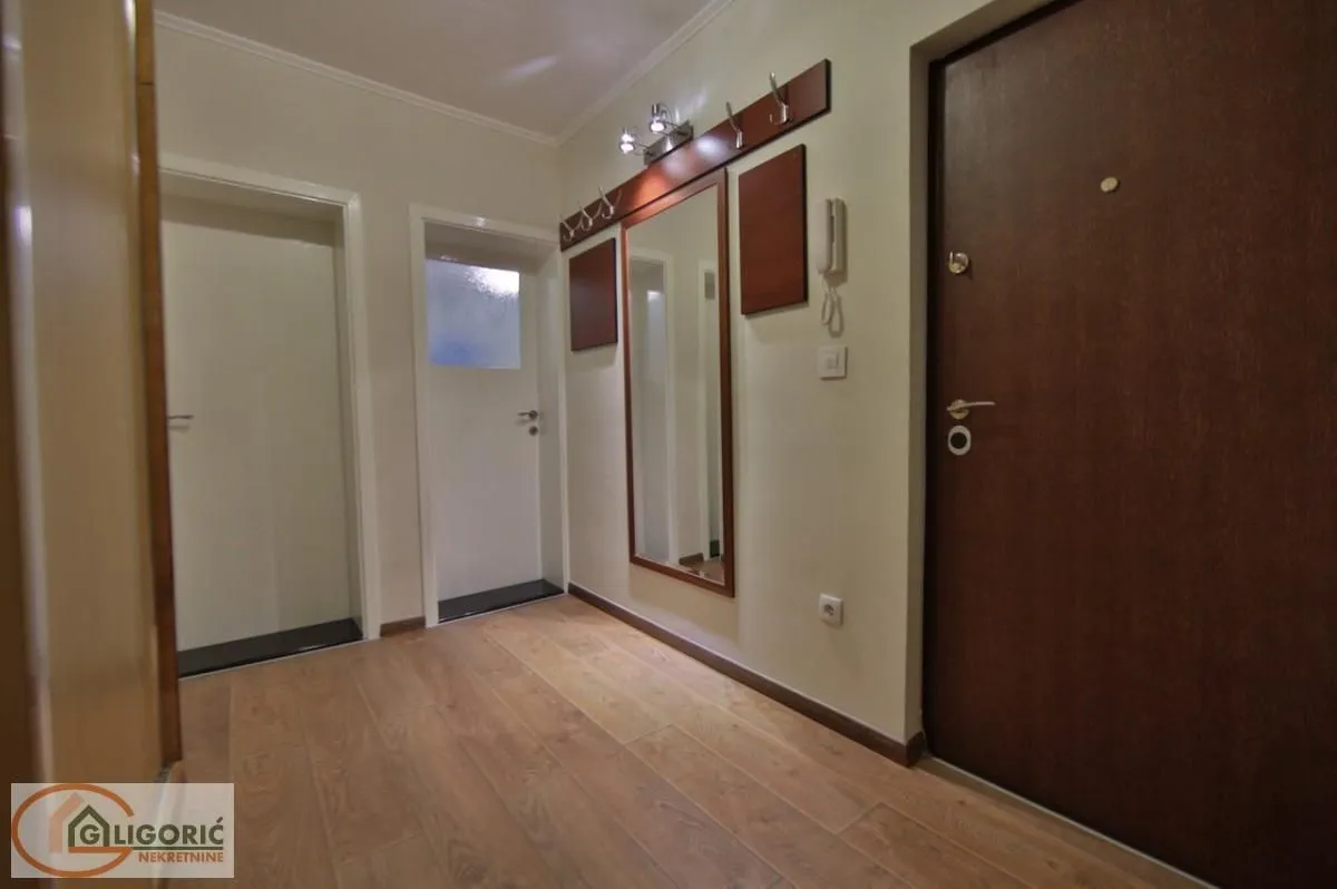 Rent, two bedroom apartment, 64m², Stari Grad, Beograd