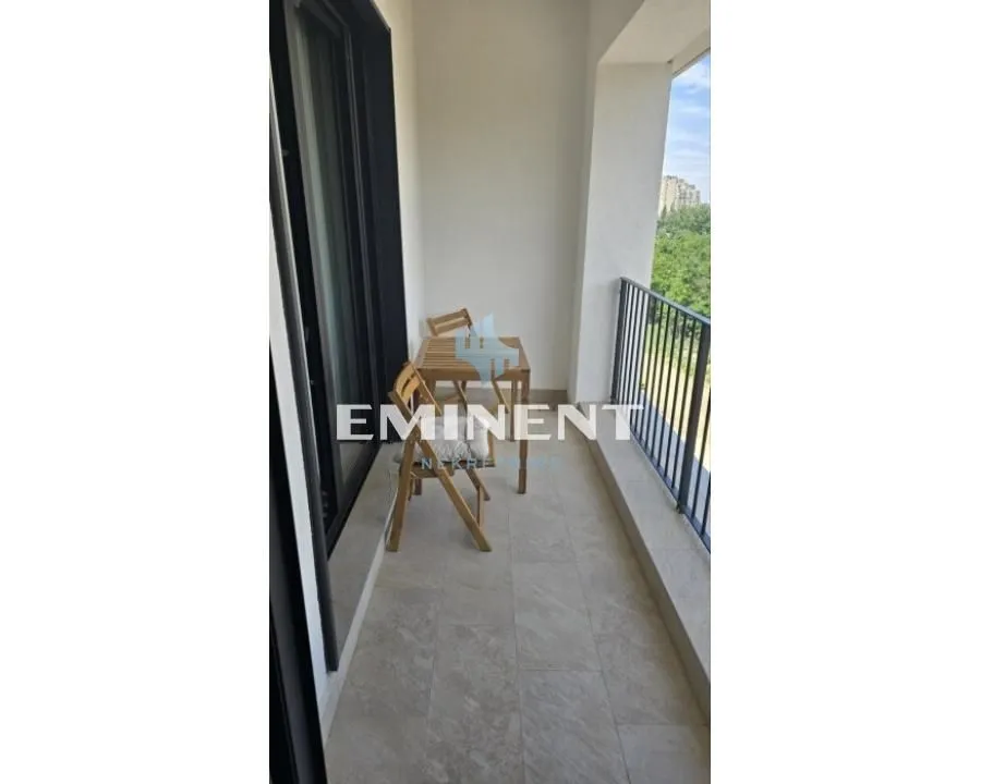 Izdavanje, dvosoban stan, 52m², Banovo Brdo, Beograd