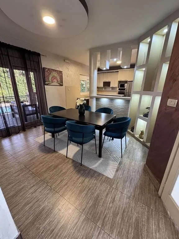 Rent, house, 330m², Podgorica, Crna Gora