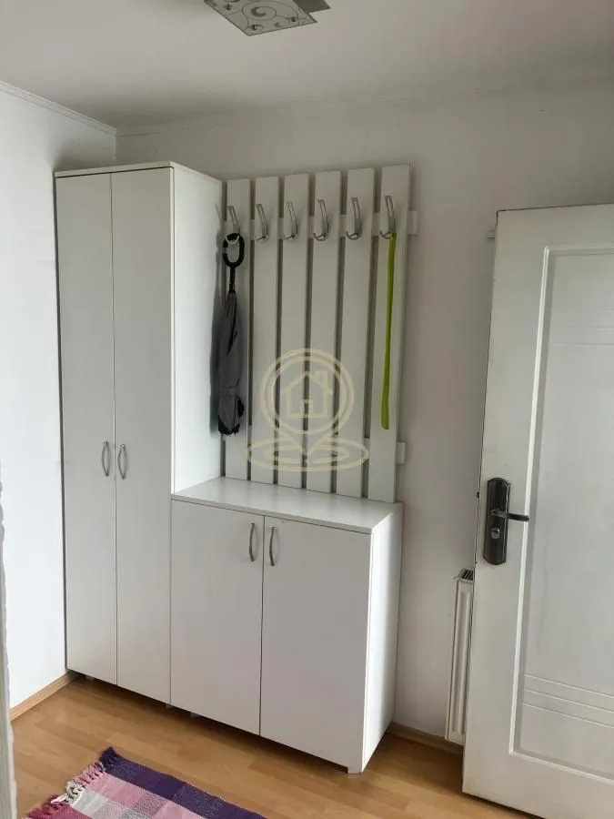 Izdavanje, trosoban stan, 80m², Detelinara, Novi Sad Sve Podlokacije