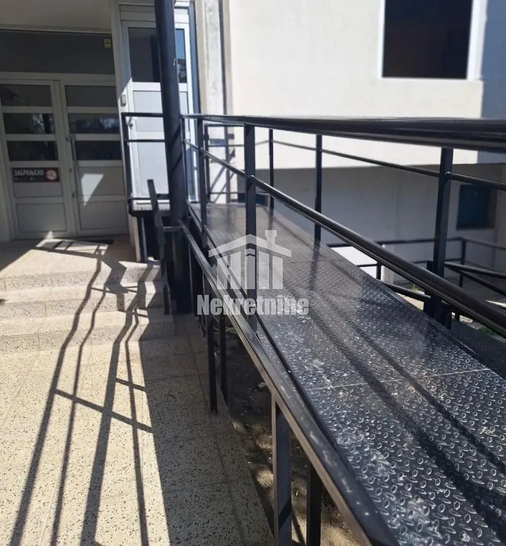 Prodaja, trosoban stan, 78m², Zemun Sve Podlokacije, Beograd