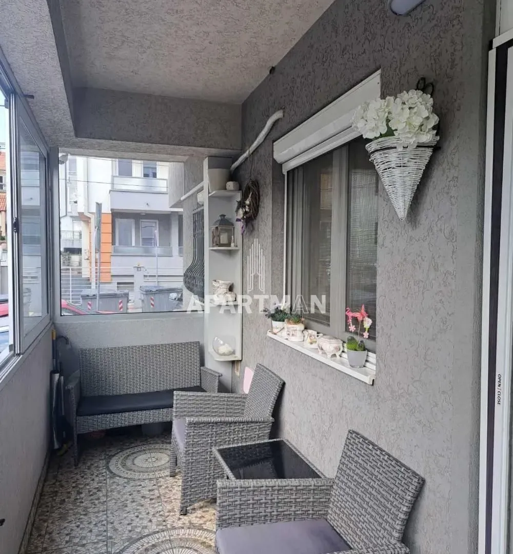 Rent, four bedroom apartment, 120m², Lekino Brdo, Voždovac Sve Podlokacije
