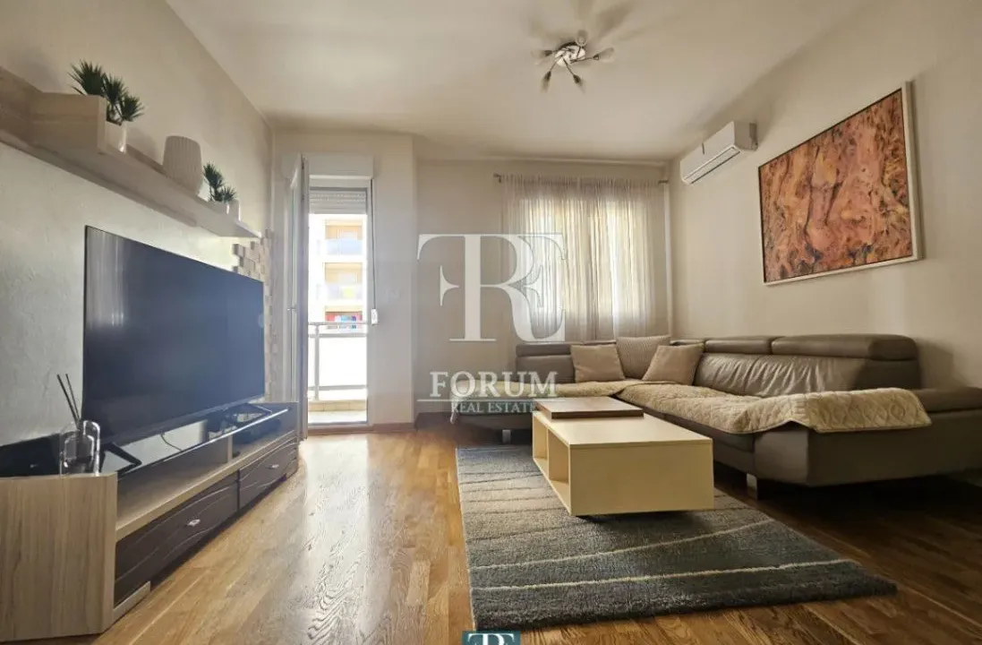 Izdavanje, dvosoban stan, 65m², City Kvart, Podgorica