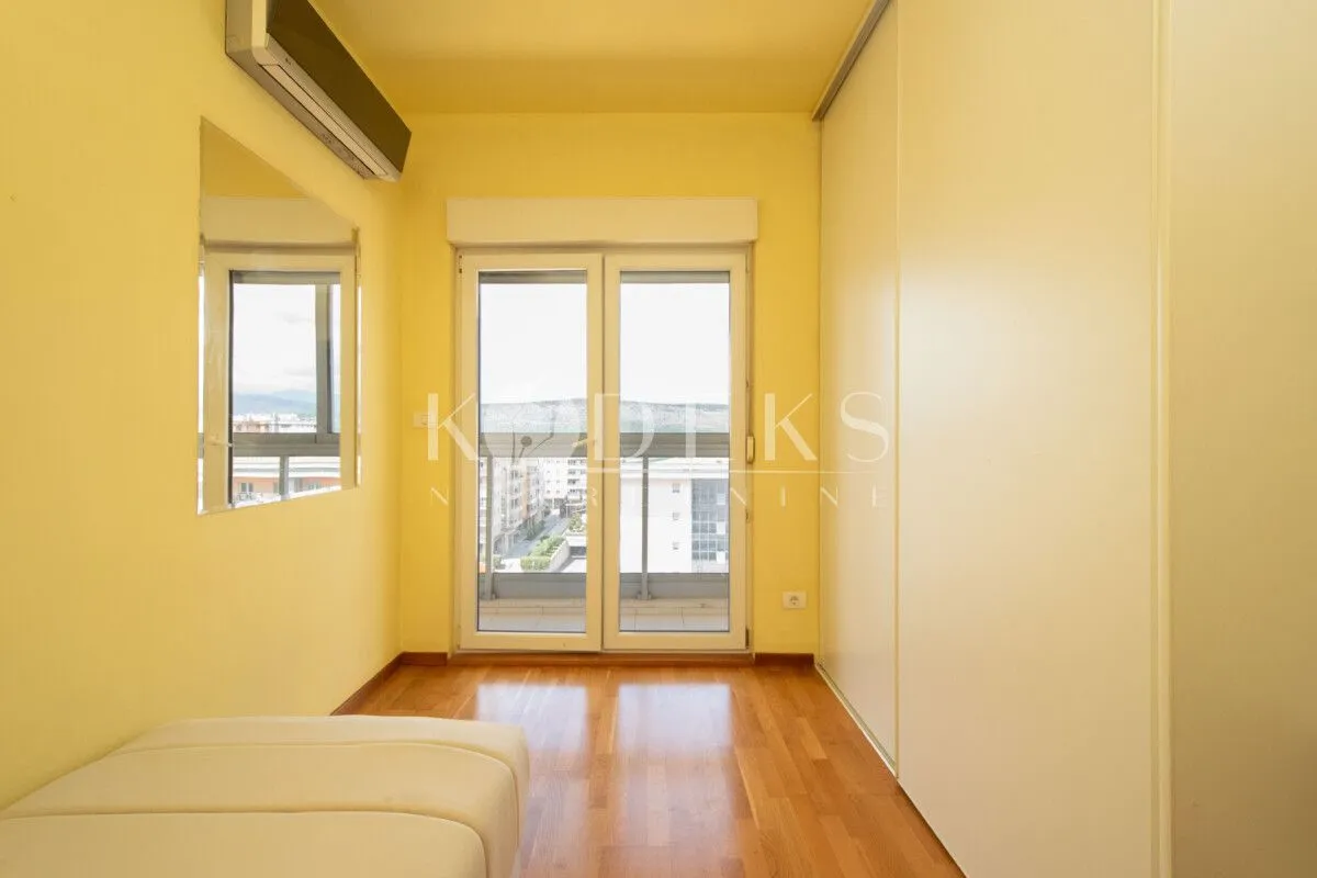 Rent, two bedroom apartment, 68m², City Kvart, Podgorica