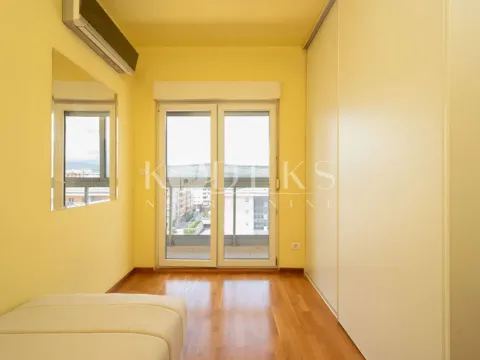 Izdavanje, dvosoban stan, 68m², City Kvart, Podgorica - image 4