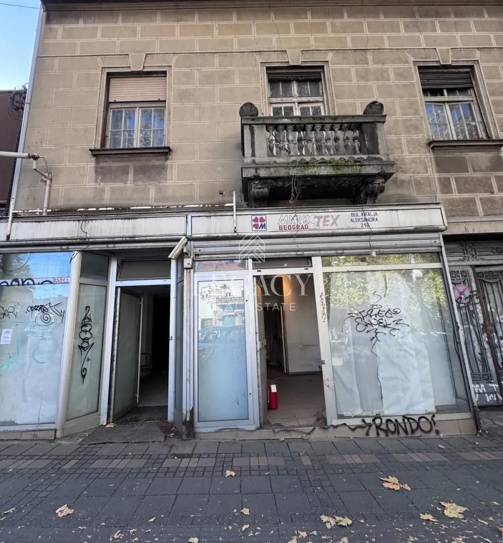 Rent, office space, 446m², Đeram Pijaca, Beograd