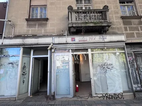 Izdavanje, poslovni prostor, 446m², Đeram Pijaca, Beograd - image 6