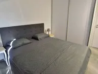 Izdavanje, trosoban stan, 90m², Tivat, Crna Gora - image 2