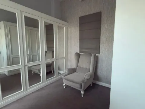 Izdavanje, trosoban stan, 85m², Crveni Krst, Beograd - image 6