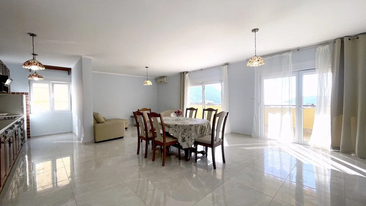 Sale, three bedroom apartment, 138m², Lazi, Budva