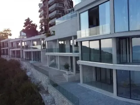 Sale, one bedroom apartment, 76m², Budva, Crna Gora - image 10