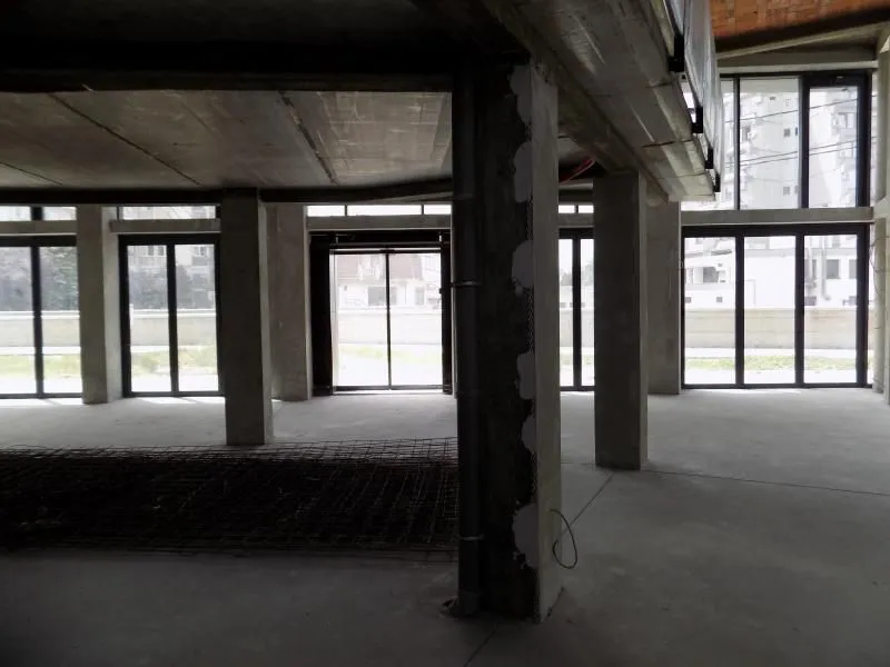 Izdavanje, poslovni prostor, 236m², Paraćin, Srbija