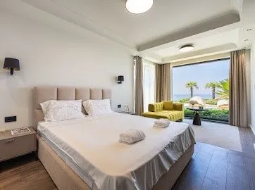 Prodaja, kuća, 400m², Blizikuće, Budva