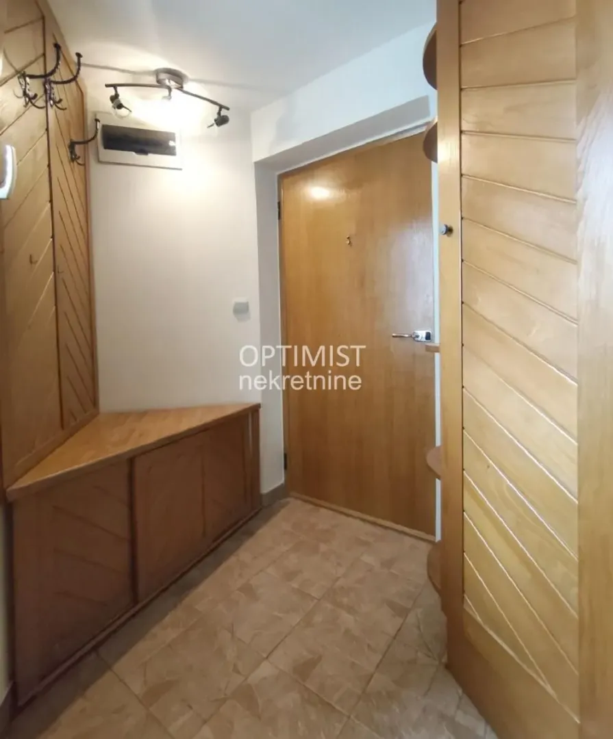 Prodaja, trosoban stan, 69m², Stari Grad, Beograd