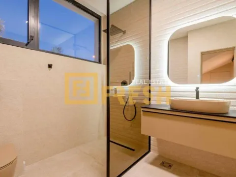 Sale, house, 240m², Budva, Crna Gora - image 10