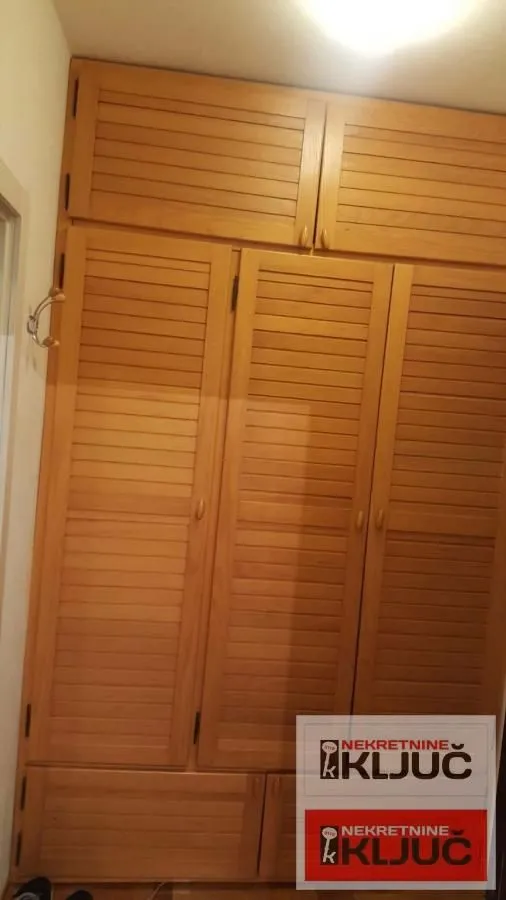 Izdavanje, garsonjera, 29m², Centar, Novi Sad