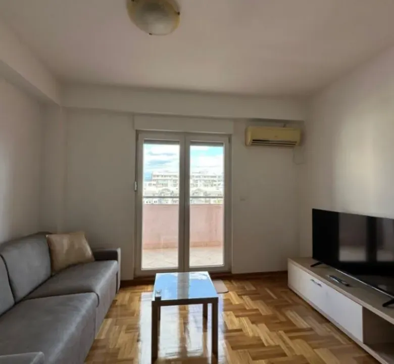 Rent, one bedroom apartment, 43m², Preko Morače, Podgorica