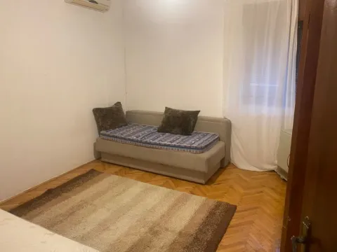 Izdavanje, kuća, 70m², Donja Gorica, Podgorica - image 4