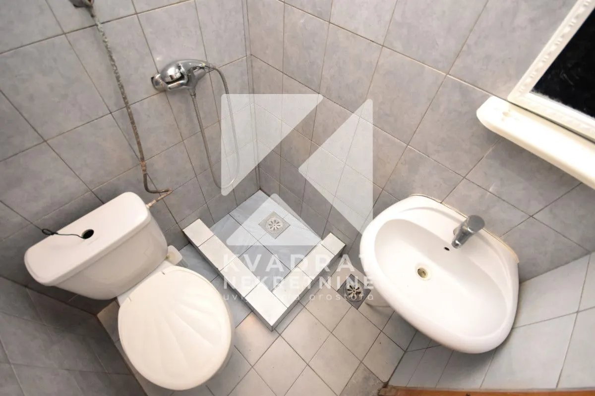 Rent, studio apartment, 25m², Stari Aerodrom, Podgorica