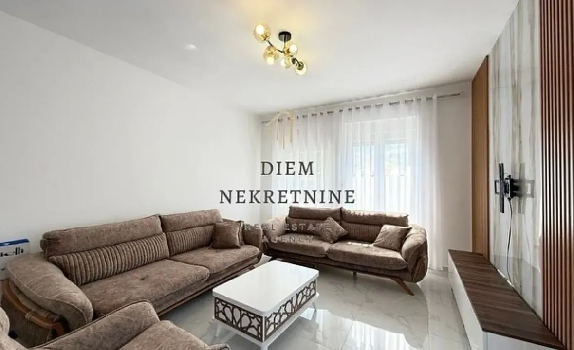 Rent, two bedroom apartment, 76m², Central Point, Podgorica