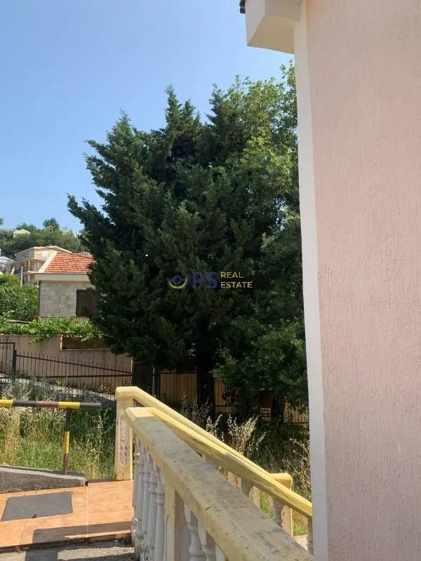 Prodaja, kuća, 200m², Bar, Crna Gora
