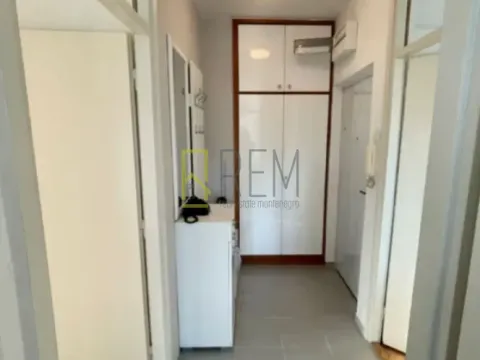 Prodaja, dvosoban stan, 65m², Drpe Mandića, Podgorica - image 10