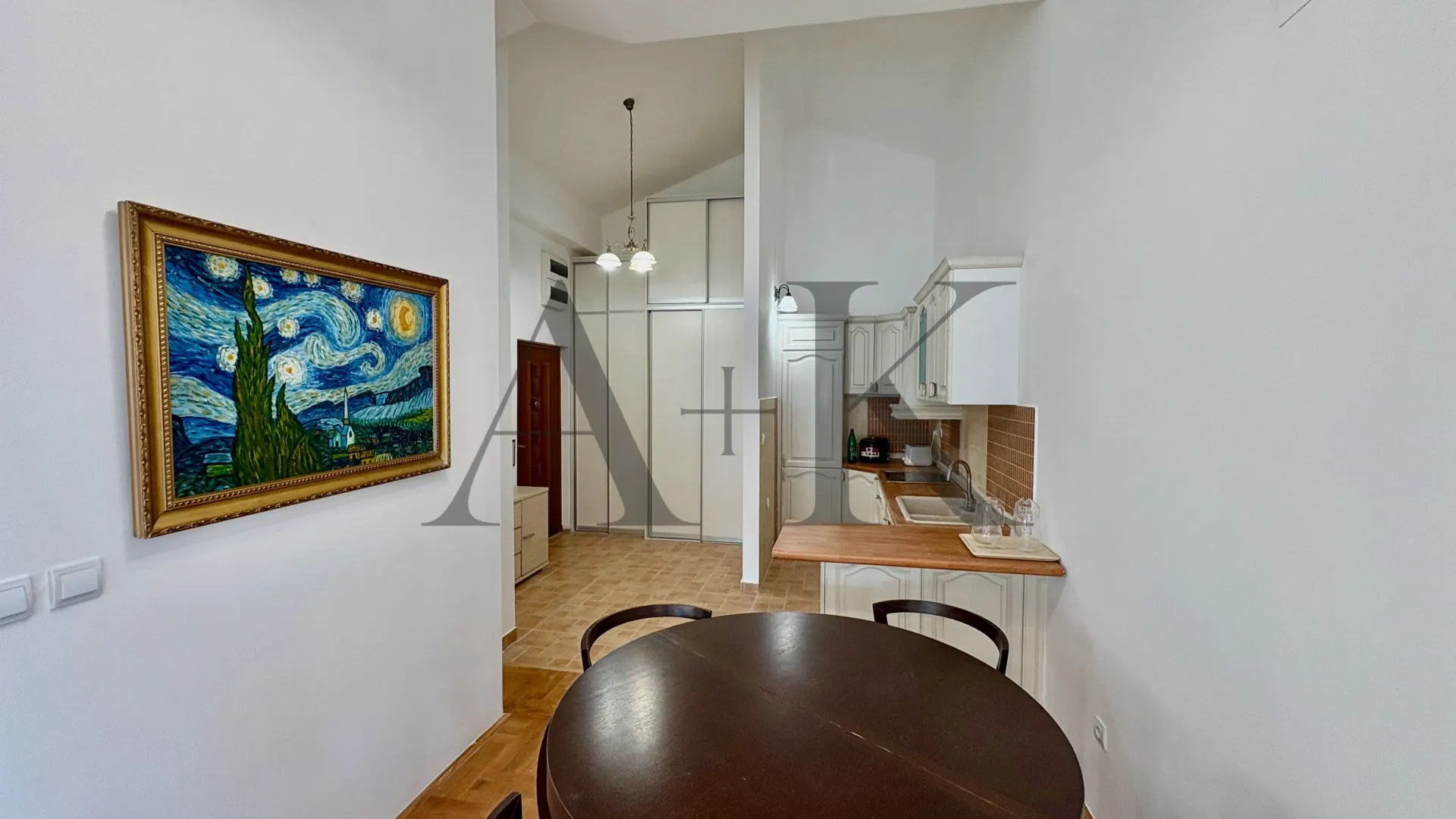 Sale, three bedroom apartment, 100m², Podmaine, Budva