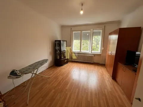 Izdavanje, trosoban stan, 61m², Stari grad, Novi Sad - image 4