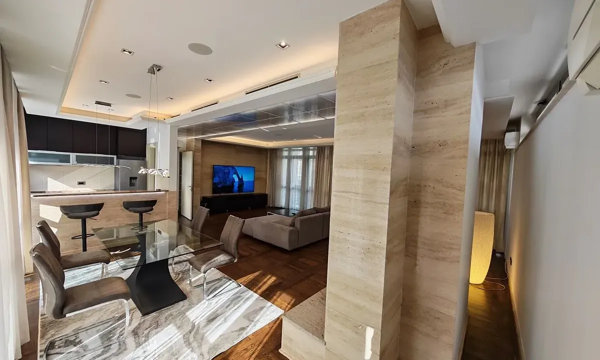 Izdavanje, trosoban stan, 148m², Dedinje Sve Podlokacije, Beograd