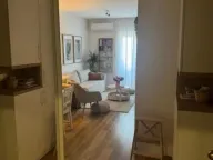 Izdavanje, dvosoban stan, 40m², Central Point, Podgorica - image 10